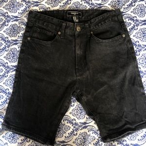 Forever 21 Men’s Black Jean Shorts